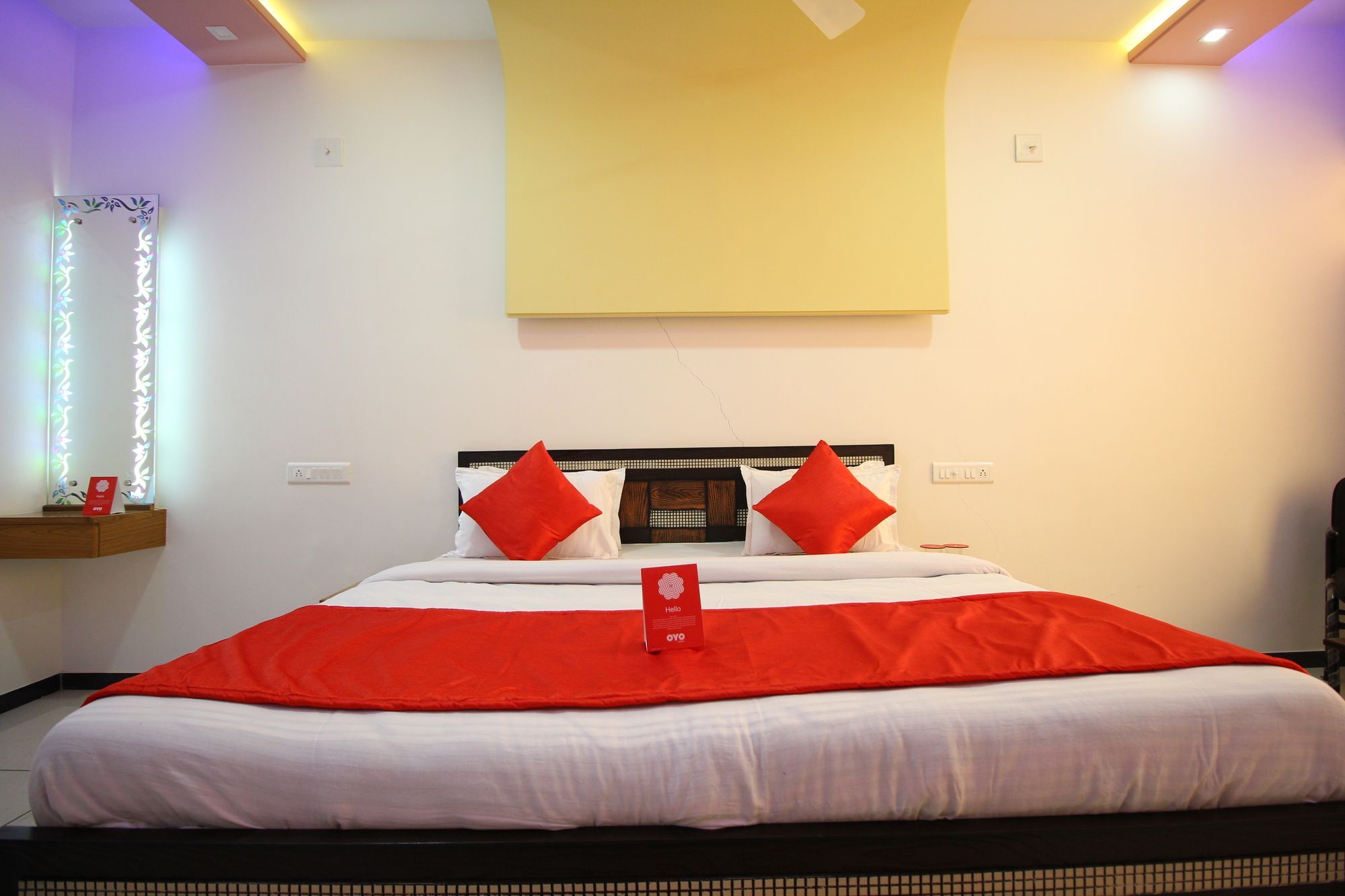 Palette- Siddharth Inn Gandhinagar Zewnętrze zdjęcie